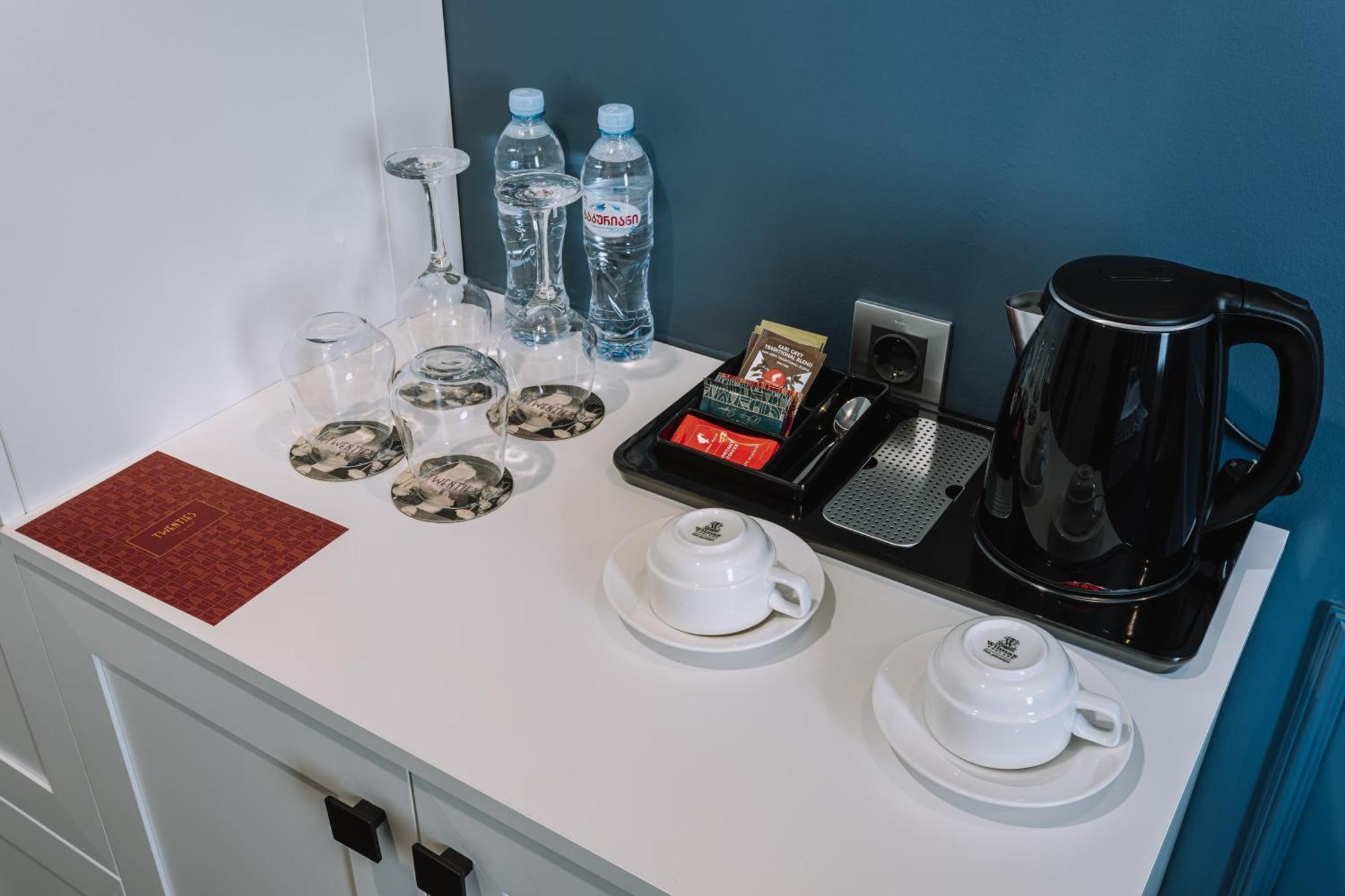 Hotel Twenties Tbilisi - Stay & Dine Экстерьер фото