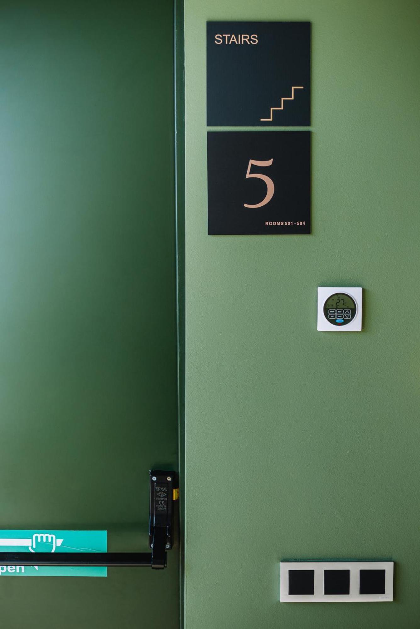 Hotel Twenties Tbilisi - Stay & Dine Экстерьер фото