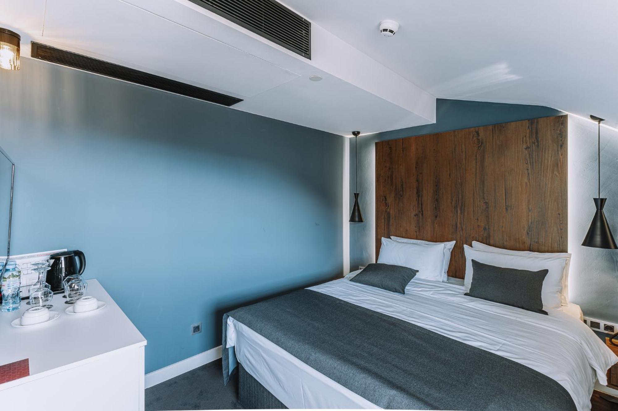 Hotel Twenties Tbilisi - Stay & Dine Экстерьер фото