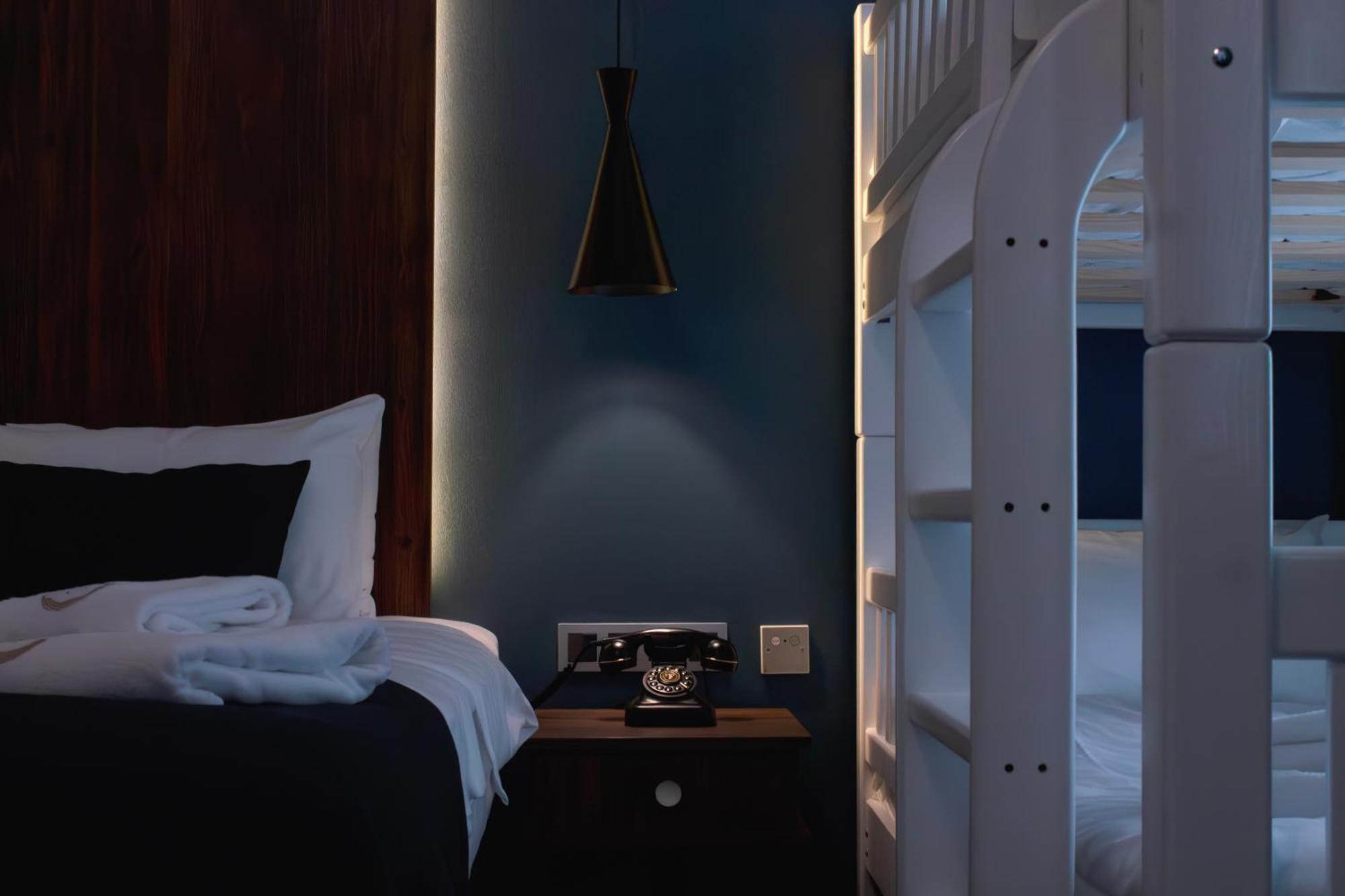 Hotel Twenties Tbilisi - Stay & Dine Экстерьер фото